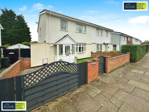 View Full Details for 15 Glazebrook Road, Leicester, Leicestershire LE3 9NW